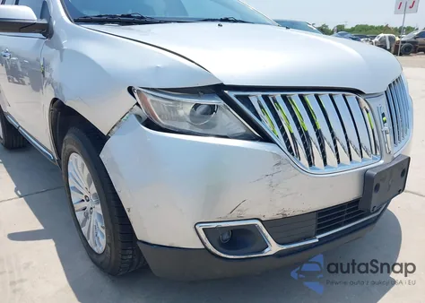 2013 Lincoln Mkx z USA, uszkodzony, nr VIN 2LMDJ6JKXDBL21002